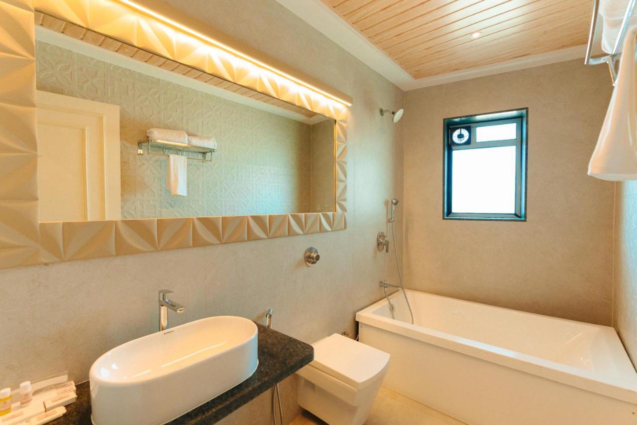 Arnna Hotel - Goregaon Mumbai Ngoại thất bức ảnh