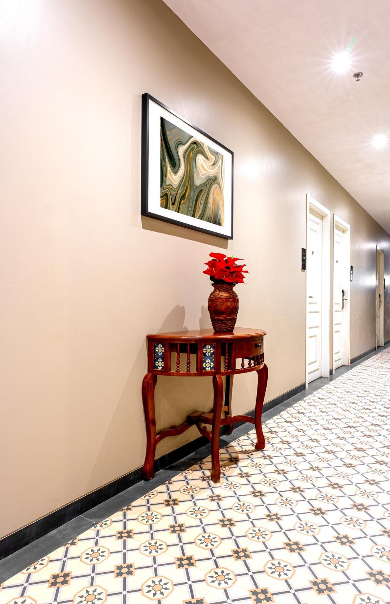Arnna Hotel - Goregaon Mumbai Ngoại thất bức ảnh
