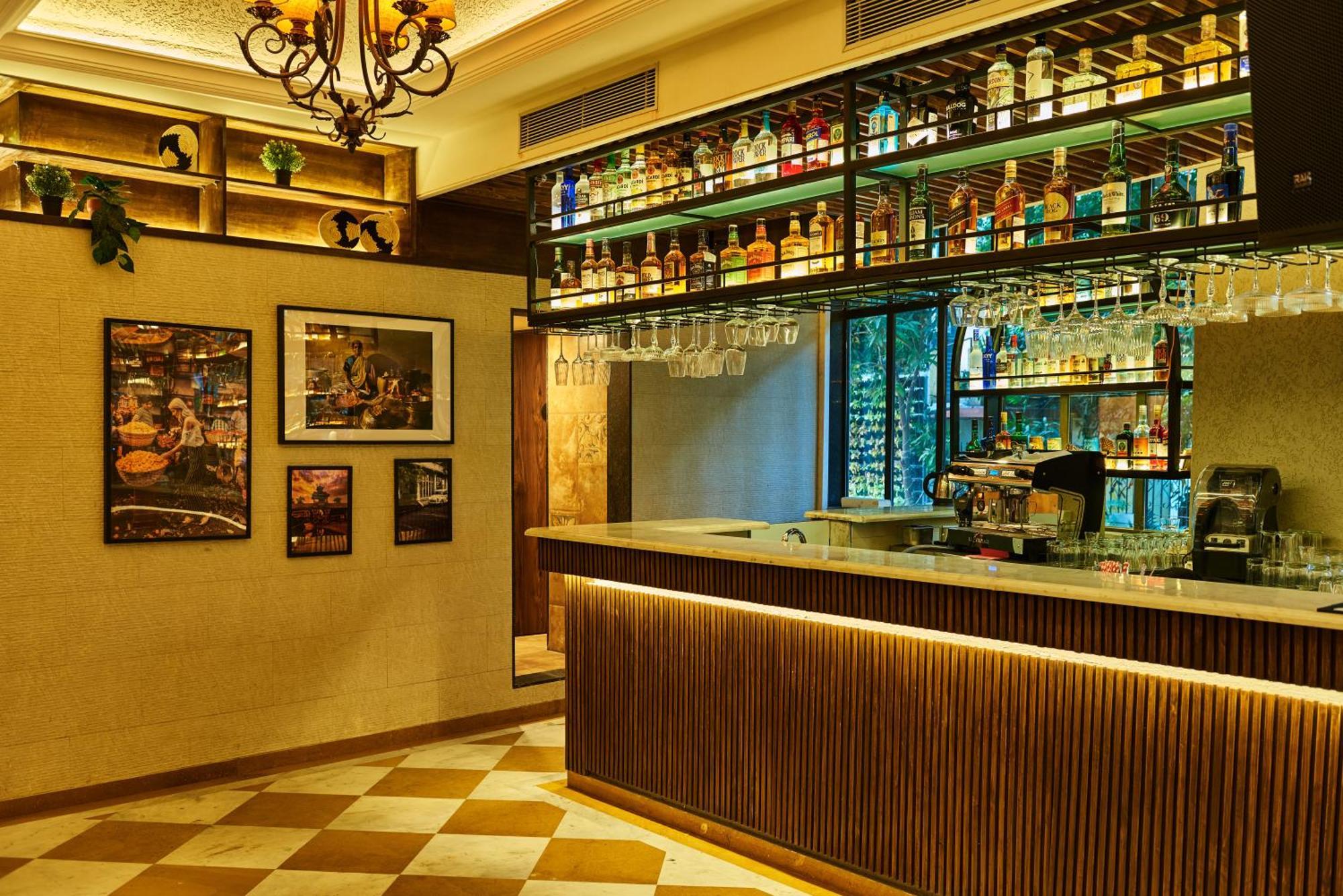Arnna Hotel - Goregaon Mumbai Ngoại thất bức ảnh