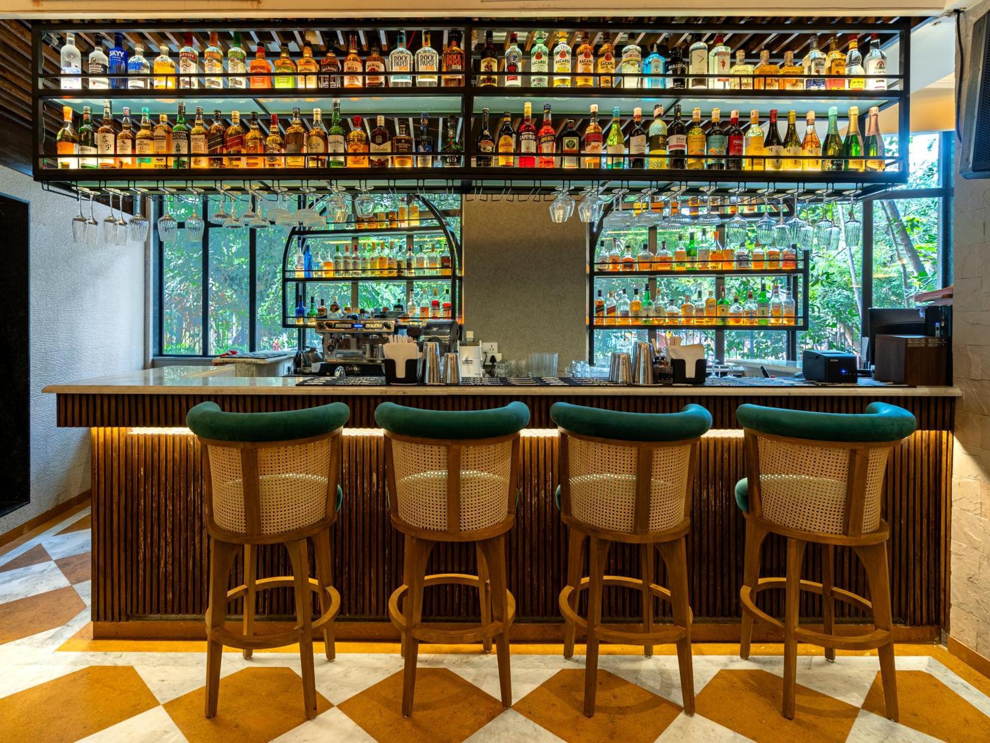 Arnna Hotel - Goregaon Mumbai Ngoại thất bức ảnh